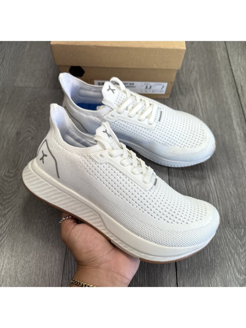 Flux Adapt Run White Gum Men 5.5 Women 7 Running Athletic Walking Knit Shoes